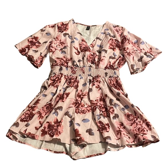Women’s SHEIN Pink Floral Print Romper | Size: XL - Picture 3 of 4